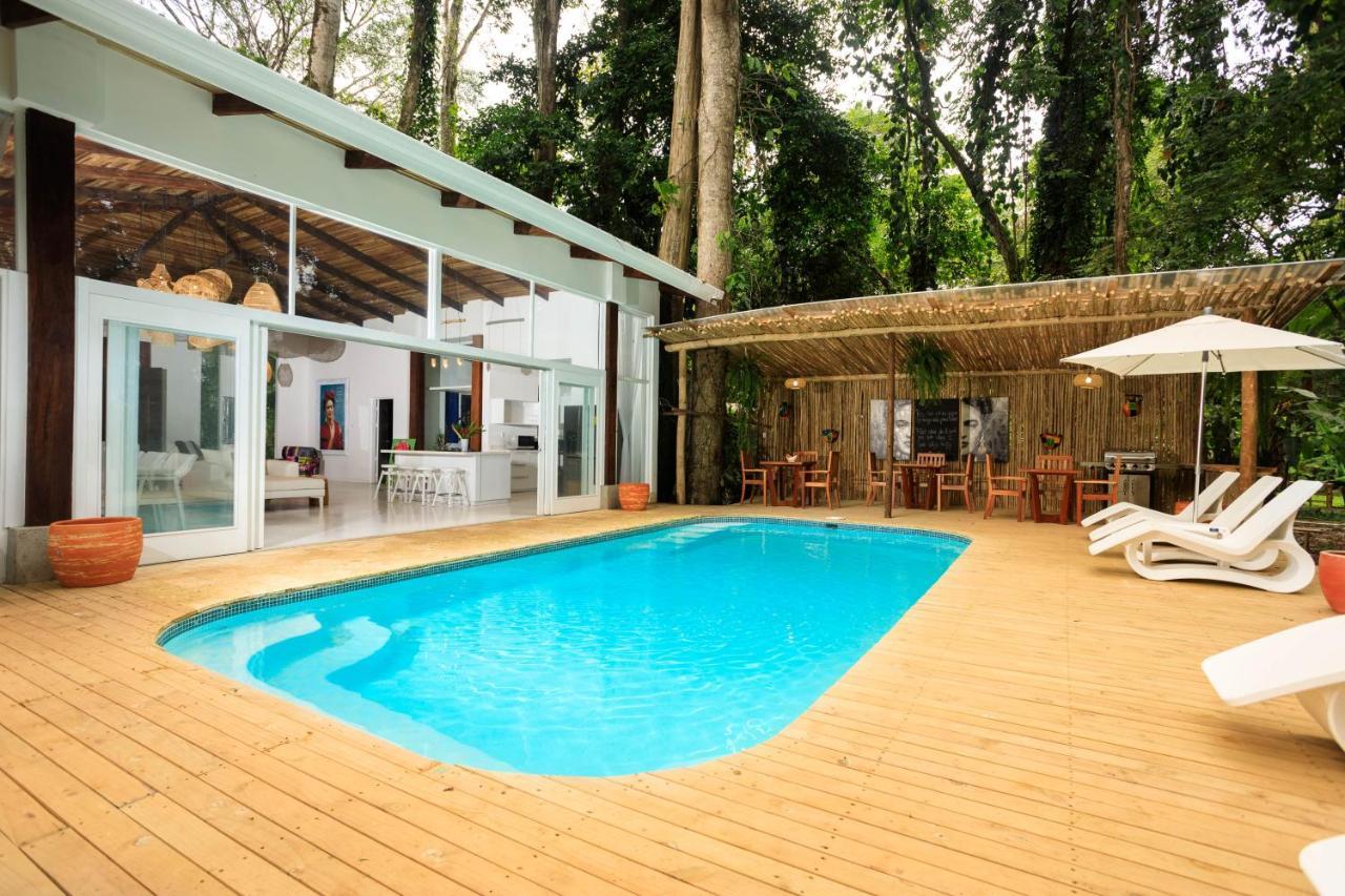 Gigi Brown Villa Frida Beachfront Puerto Viejo de Talamanca Luaran gambar