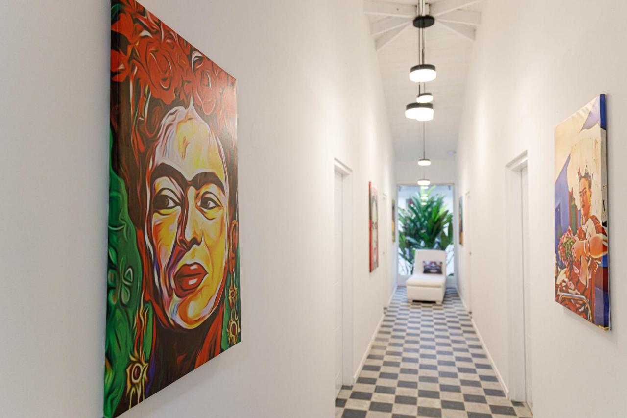 Gigi Brown Villa Frida Beachfront Puerto Viejo de Talamanca Luaran gambar